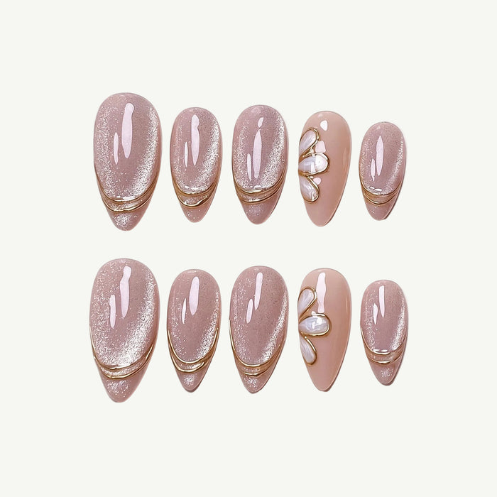 Golden Tri-Petal Cat Eye